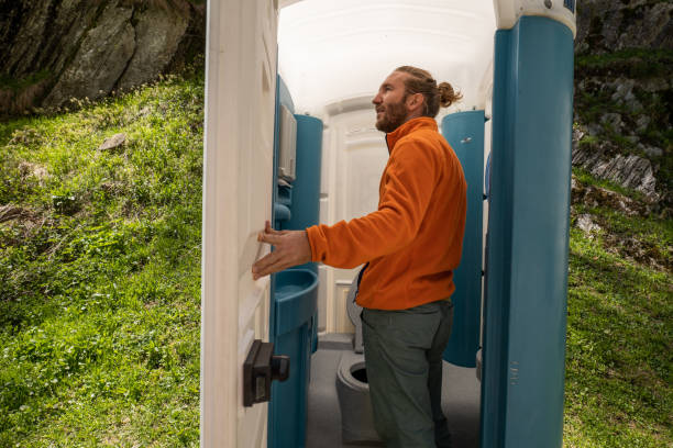 Best Portable restroom trailer rental  in Rutgers University Livingston Campus, NJ